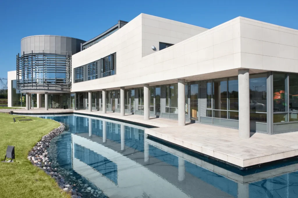 Swimming Pools and Water Features Commercial-Installations